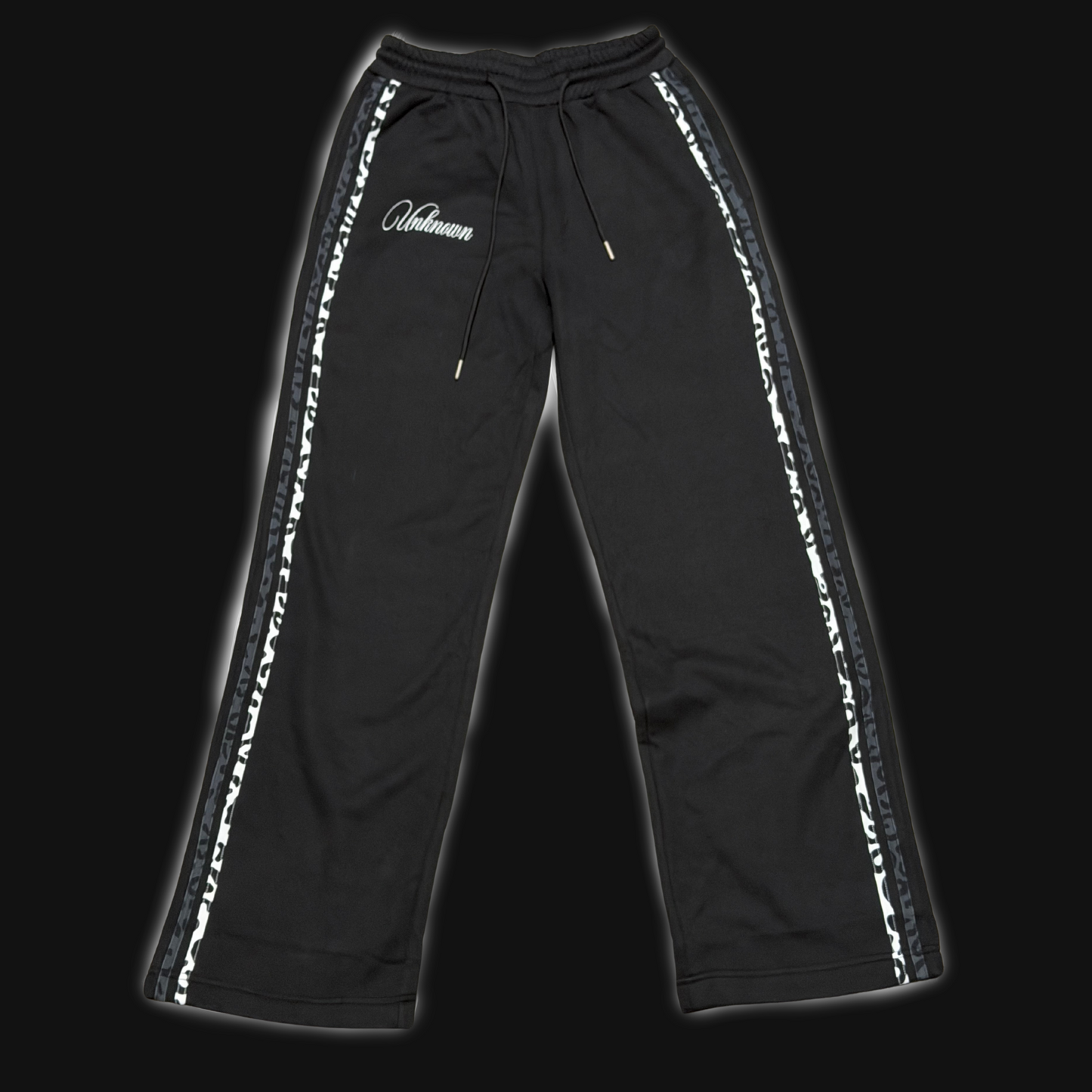 Baggy B/W Leopard Pants